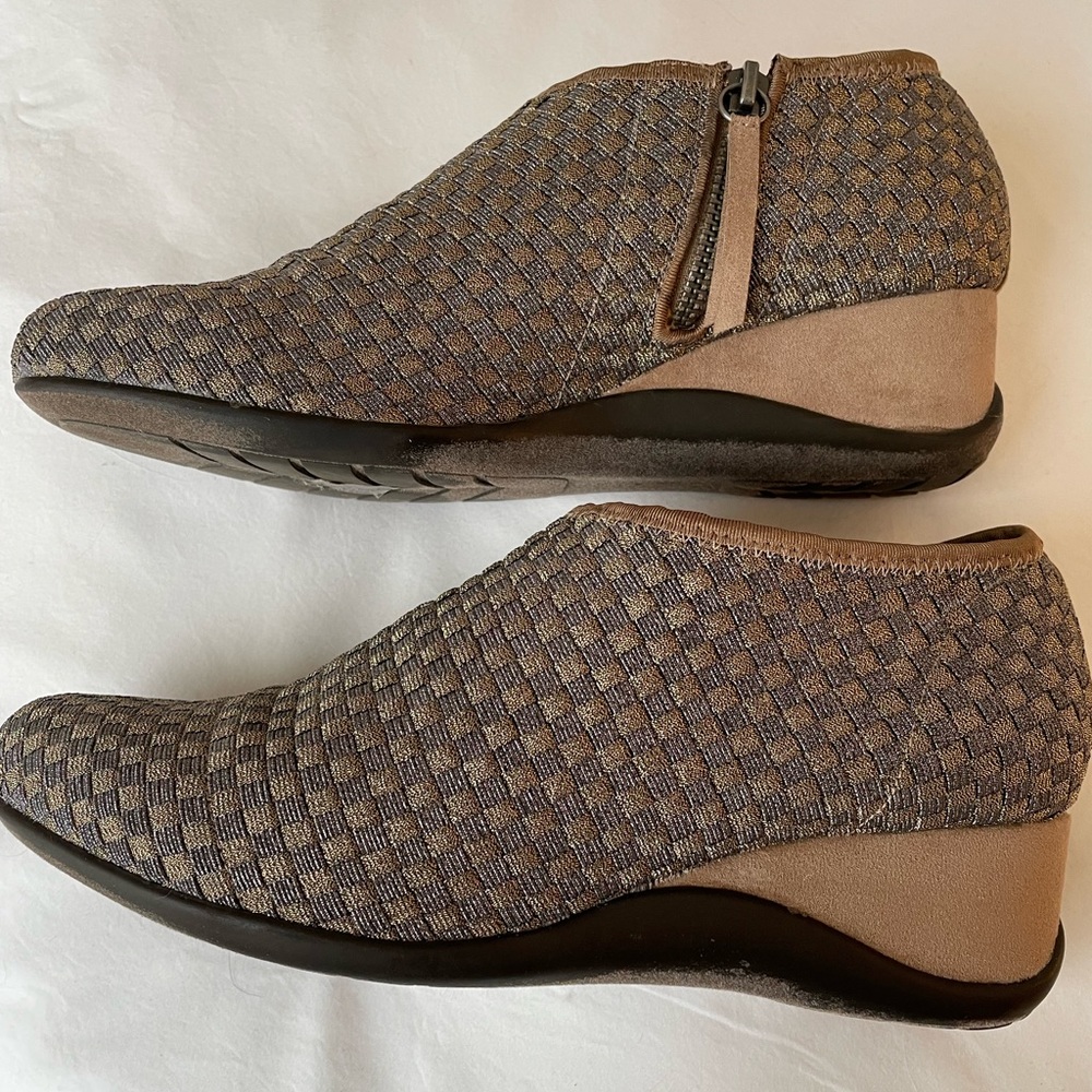 Zee Alexis Trina Wedge